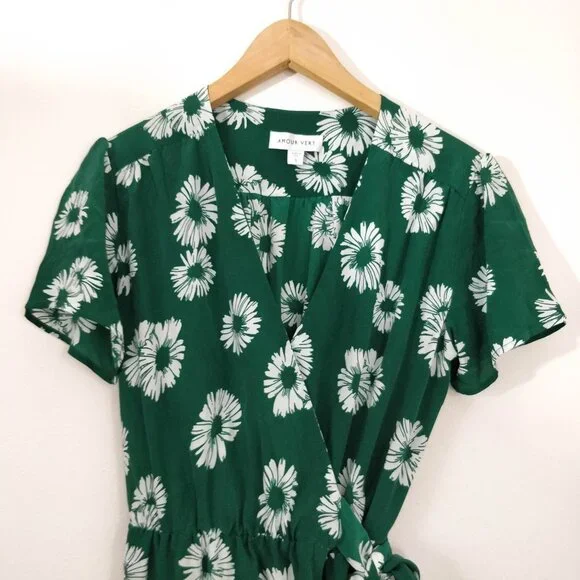 Amour Vert Coastal Floral Amelia Wrap Dress Small - Picture 4 of 7